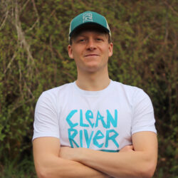 Copyright © Leon Bast