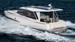 GREENLINE 39 Hybrid / Picture: © Greenline Yachts