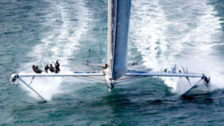 Copyright © Christophe Launay / hydroptere.com