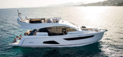 Motoryachten - Foto: © Sealine