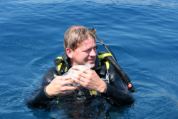 Man in canoe | Copyright © Thomas Grundmann